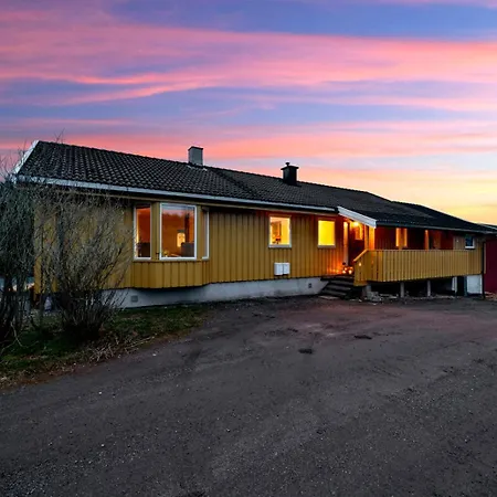 Finn Roen I Landlige Omgivelser Casa de Férias *